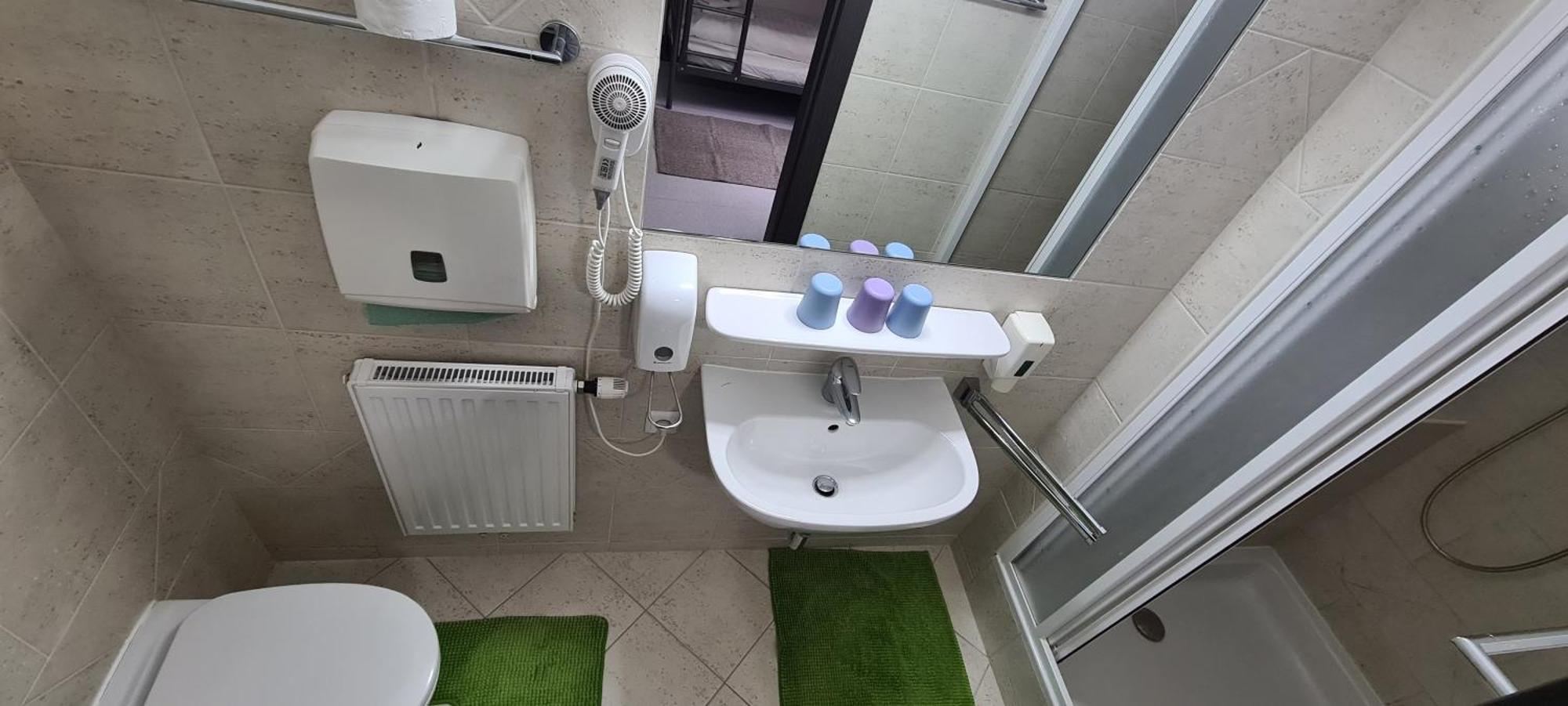 Kurhotel Renona Rehabilitation Semmering Bilik gambar